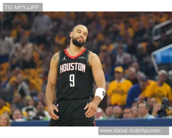 狄龙上半场表现出色12投5中罚球全中独揽14分助力球队领先