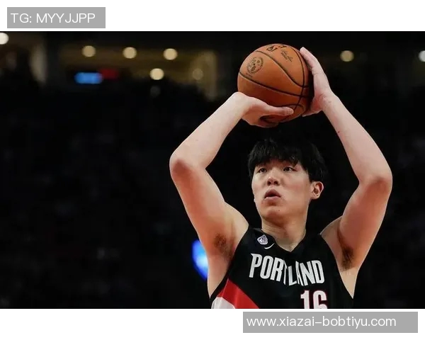 杨瀚森精彩单打尤班克斯背运转身动作大个子难以企及的绝技